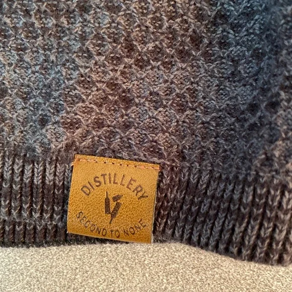 Distillery - Long sleeve men’s shirt. Size L - Picture 10 of 11